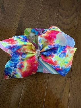 Jojo Siwa bow 🎀